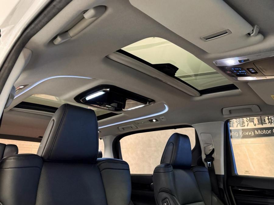 Alphard 2.5 SC Modellista - Image 11